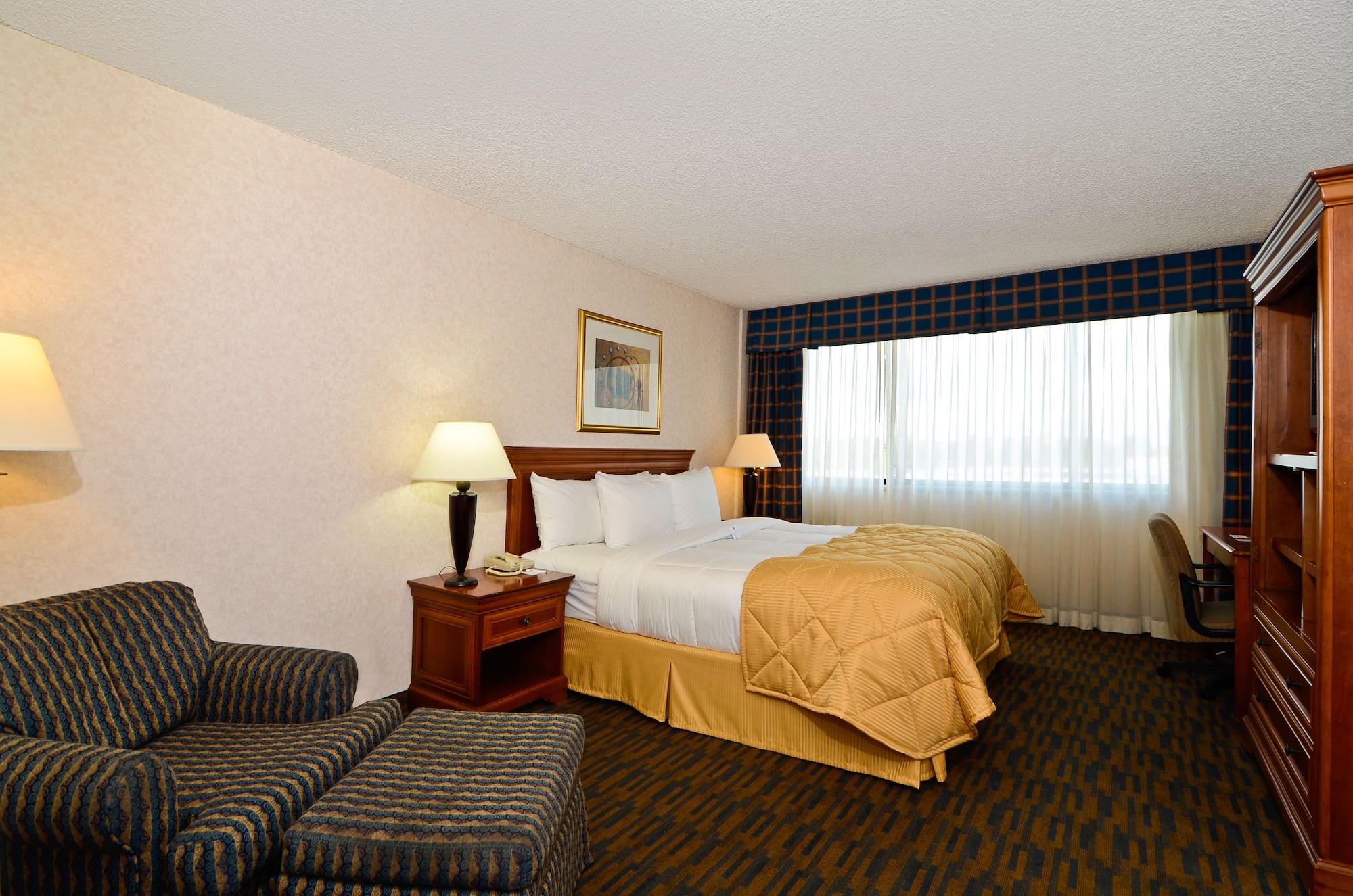 Clarion Hotel Concord Esterno foto